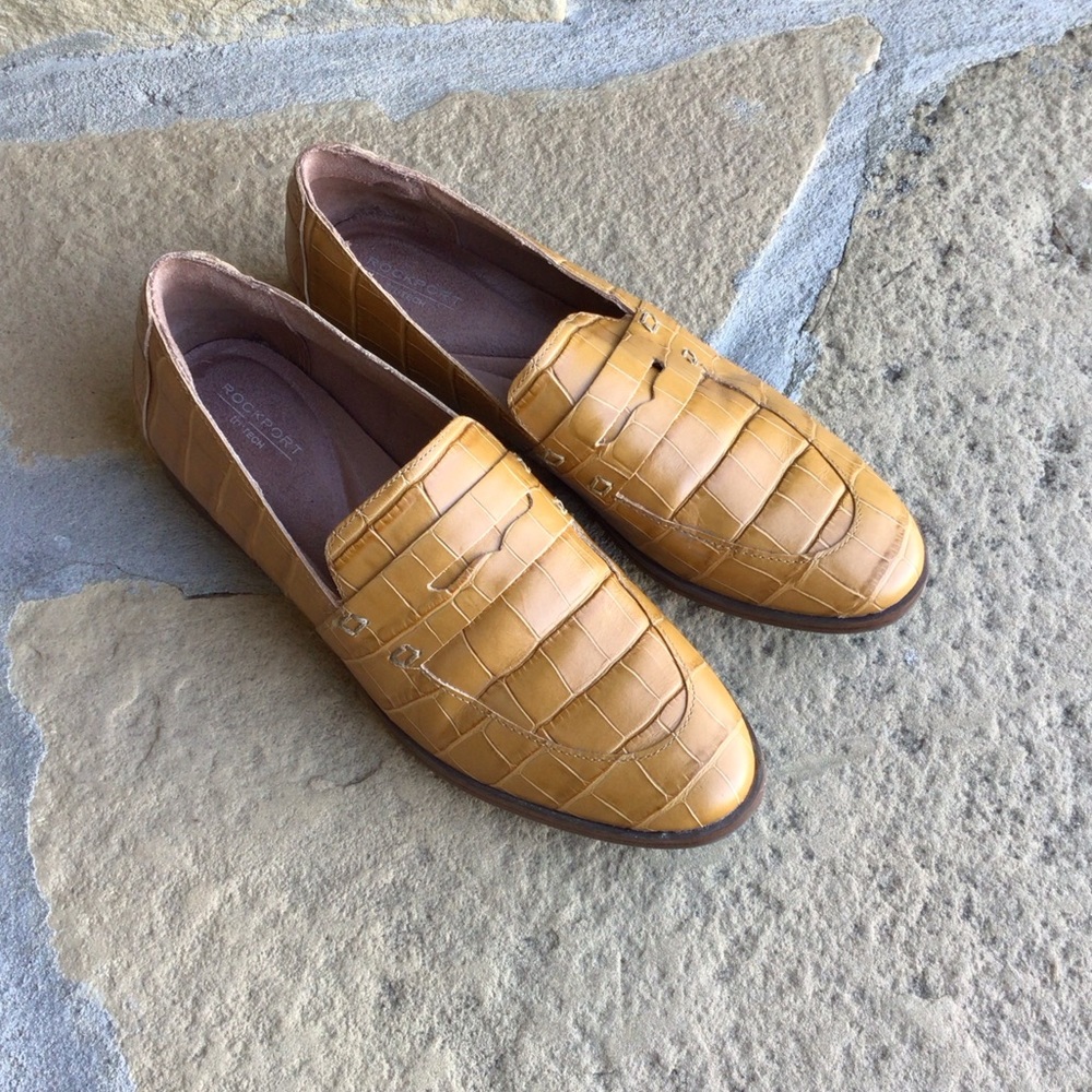 Rockport mustard vintage style penny loafers